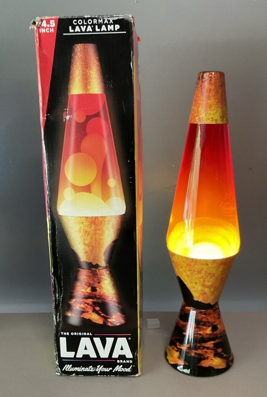 LAVA 14.5 Inch Volcano Novelty Table Lamp ColormaxTM Globe Electric New Open Box